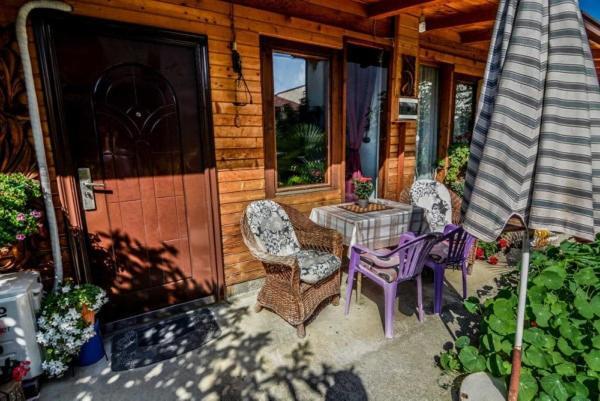 Backyard Apartment 奥赫里德 外观 照片